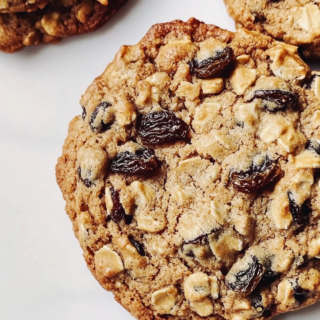 Magnolia bakery oatmeal raisin cookies