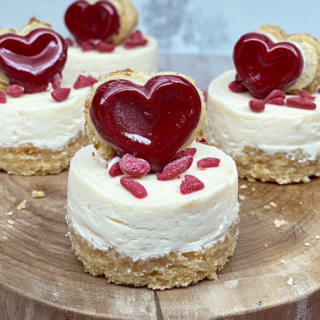 Mini Jammie Dodger Cheesecakes